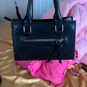 Black Leather Handbag worn once , shipping always free!!!